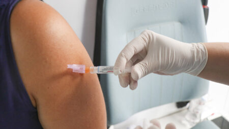Vacinação contra gripe no Porto de Imbituba reforça proteção aos trabalhadores