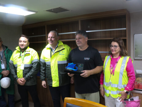 Porto de Imbituba registra 100ª atracação do porta-contêineres Bartolomeu Dias