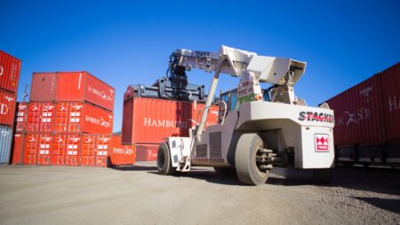 Porto de Imbituba impulsiona crescimento de 41% e recorde histórico na movimentação de contêineres do Terminal Intermodal Sul