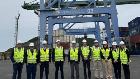 Porto de Imbituba recebe comitiva da FIESC