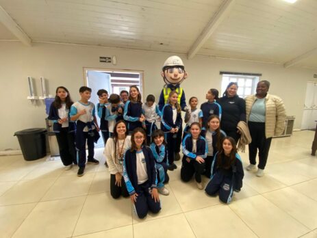 Projeto Costa Butiá conclui mais um curso atividades com estudantes da rede municipal em evento no Porto de Imbituba