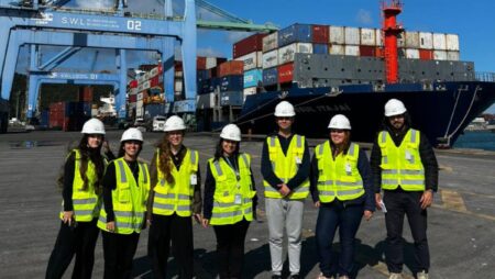 Programa Dual aproxima acadêmicos de Direito da Unisul da prática jurídica no Porto de Imbituba